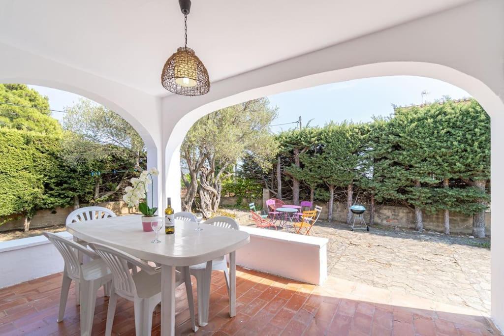 Mb1-House With Big Garden ,Swimming-Pool, & Barbacue In Roses Vila Exterior foto