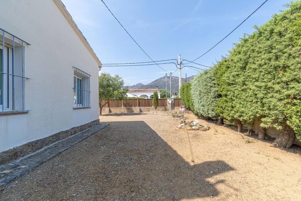 Mb1-House With Big Garden ,Swimming-Pool, & Barbacue In Roses Vila Exterior foto