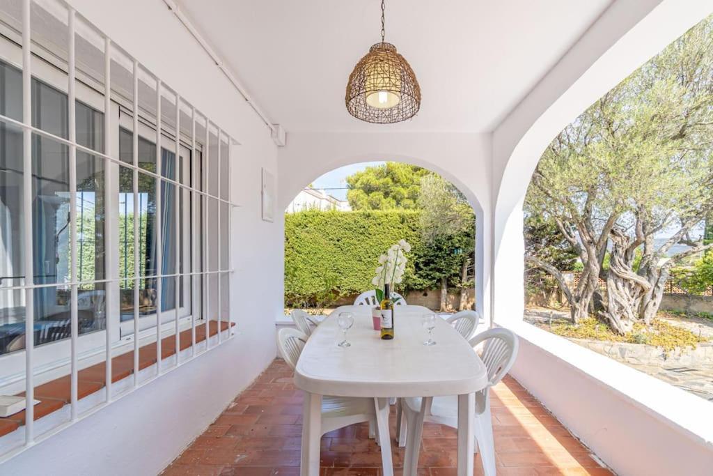 Mb1-House With Big Garden ,Swimming-Pool, & Barbacue In Roses Vila Exterior foto